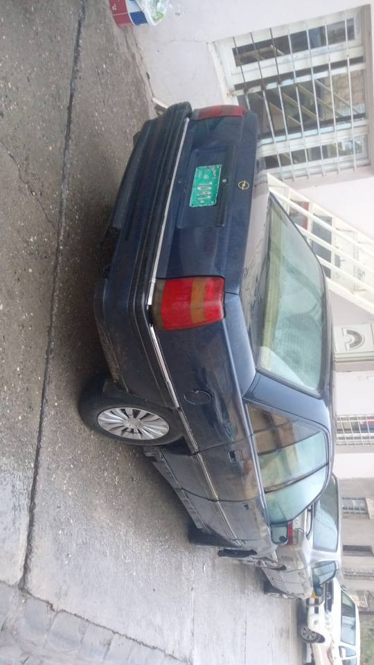 وميگا موديل 1992 حجم 20 گير عادي گير و ماكينه بشه رت ايرفلو بشه رت بيده عم عام بخ بو جاني واجي هه و سه نه ويه اوليات بشه رت $18(***********) كوره ك واتساب دهوك, العراق
