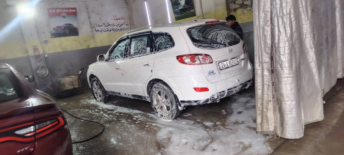 سنتافي ٢٠١١ خليجي فول
مكلف بالشنر 
تشغيل  بصمه تحكمات
7 راكب ثلاث قطع تبريد
رقم دهوك مسطرة
 سنوية وهزة باسمي 
ملاحظة  السيارة بيها فقط جاملغ امامي واحد بيه صبغ سعرها ١٤٠
***********
