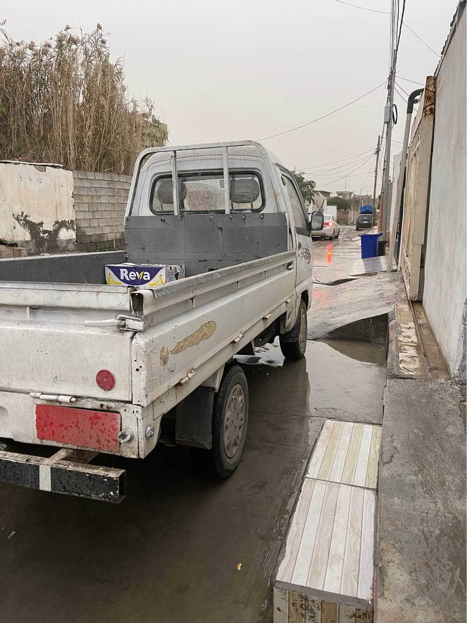 سلاو هاوريان خوشه ويست فاو موديل ٢٠٠٧ منفيسي اصلي ٤ تايه لوك كير مكينه كاره باي لوك سياره كه تاخم بيشي لوك چركي تي نيه همو كياني به شرت شانسي سعري ١٦ ورقه ماعامله كم سياره كه له كركوكه له باروت خانه يه رقم موبايل *********** اسيا ***********. گورينه وه اكم له سر دل گرتن كركوك, العراق
