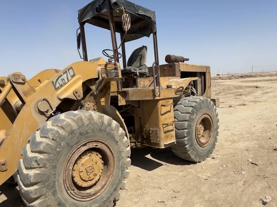 شفل كاوسكي حجم ٧٠ موديل 79اصولي  جاهز للعمل  نقص فقط بريك  عنوان  ذي قار  السعر ١١٠ وبي مجال للاتصال
***********
