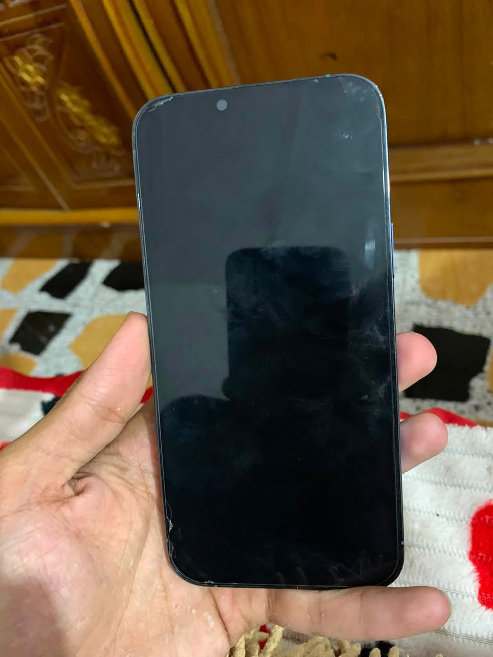 13برو ماكس شرق اوسط بطاريه 76جهاز كفاله عامه لون بحري ذاكره 256 سعر 800وبي مجال أو مراوس ب اس23التره مكاني بصره قرنه ***********
