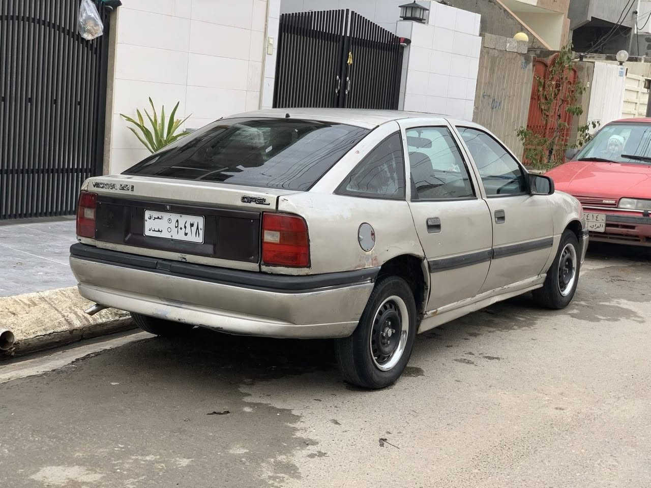 فيكتره مكينه ٢٠ گيرماكينه باشرت سياره كه زؤر خاوينه پيشوپشتي  سه نوي له گال ره قمي مؤبيل *********** أربيل, العراق
