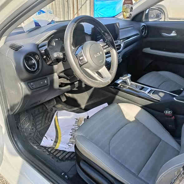 موصفات فول فول تاخذها جديده ماشيه 22الف والسنويه لي 29

لتواصل على الرقم***********
