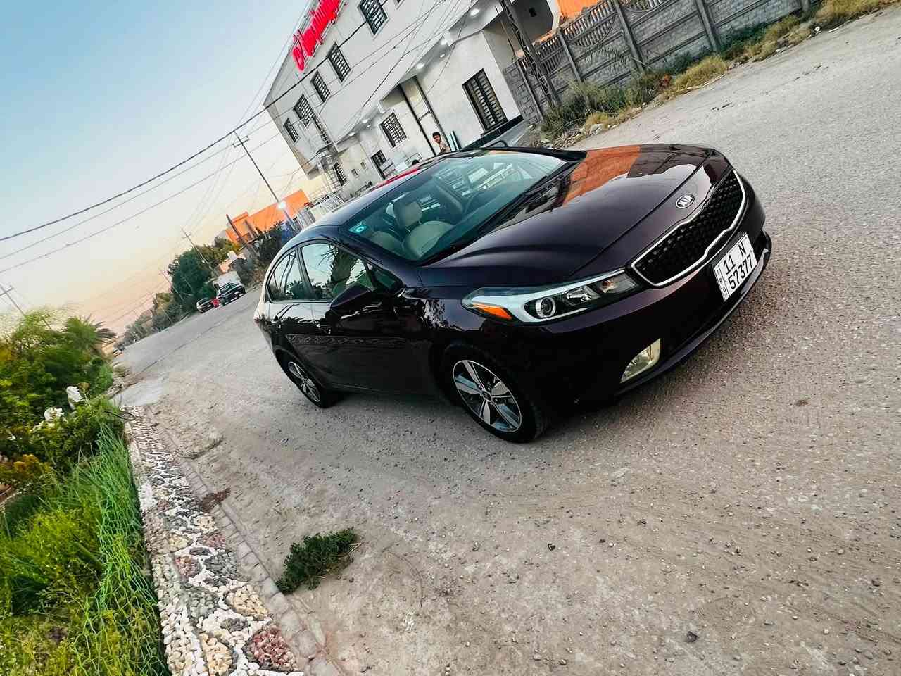 السلام عليكم من رخصت الادمن فورتي 2018رقم بغداد الدولي بسمي حادثه بنيد فقط وهنا بل عراق بيه جاملغ كلير السياره كله ليبل واحد بدون تبديل بدون دواخل السياره ماشيه 71 حقيقي مكينه 2000دوش كير مكينه حداديه تبريد  بوضع الشركه السعر ب 108 وبيه مجال العنوان بابل قرب سيطرت الاثار 
***********
