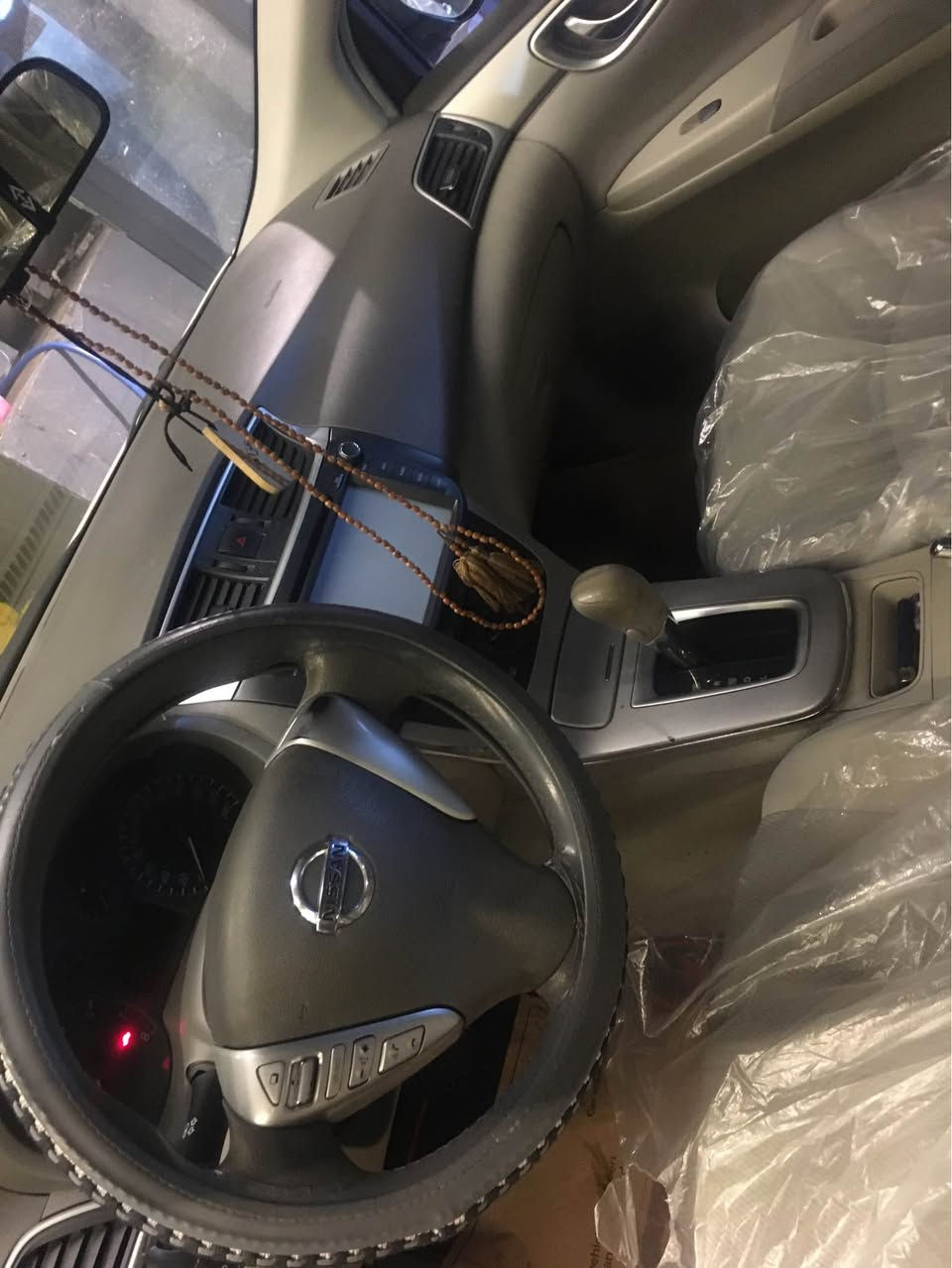 سنترا2016خليجي 
*ماشيه ١٦٠كيلو 
*كير ومكينه شركه ما مفتوح برغي 
*رقم سليمانية دولي
*سنويه جديده
*قطعتين  (صبغ بونيد +دوسه )بدون دواخل وارباك ما طاك '
*مكان سياره سليمانيه 

:::::********************** السليمانية, العراق
