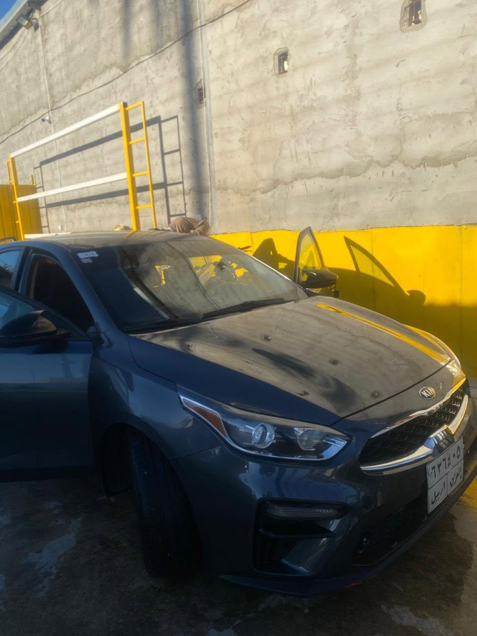 فورتي 2019
نص فول  سياره حادثها من امريكه باب و جاملغ و بل عراق صار بيها جاملغ و بنيد سطحيات بدون شواصي سياره و بيها بارد بل دور الخلفي+ باب امبدله نفس اللون مكينه دوش كير AT سعر 103 و بيها مجال حك الجيه مكاني كربلاء  ***********
