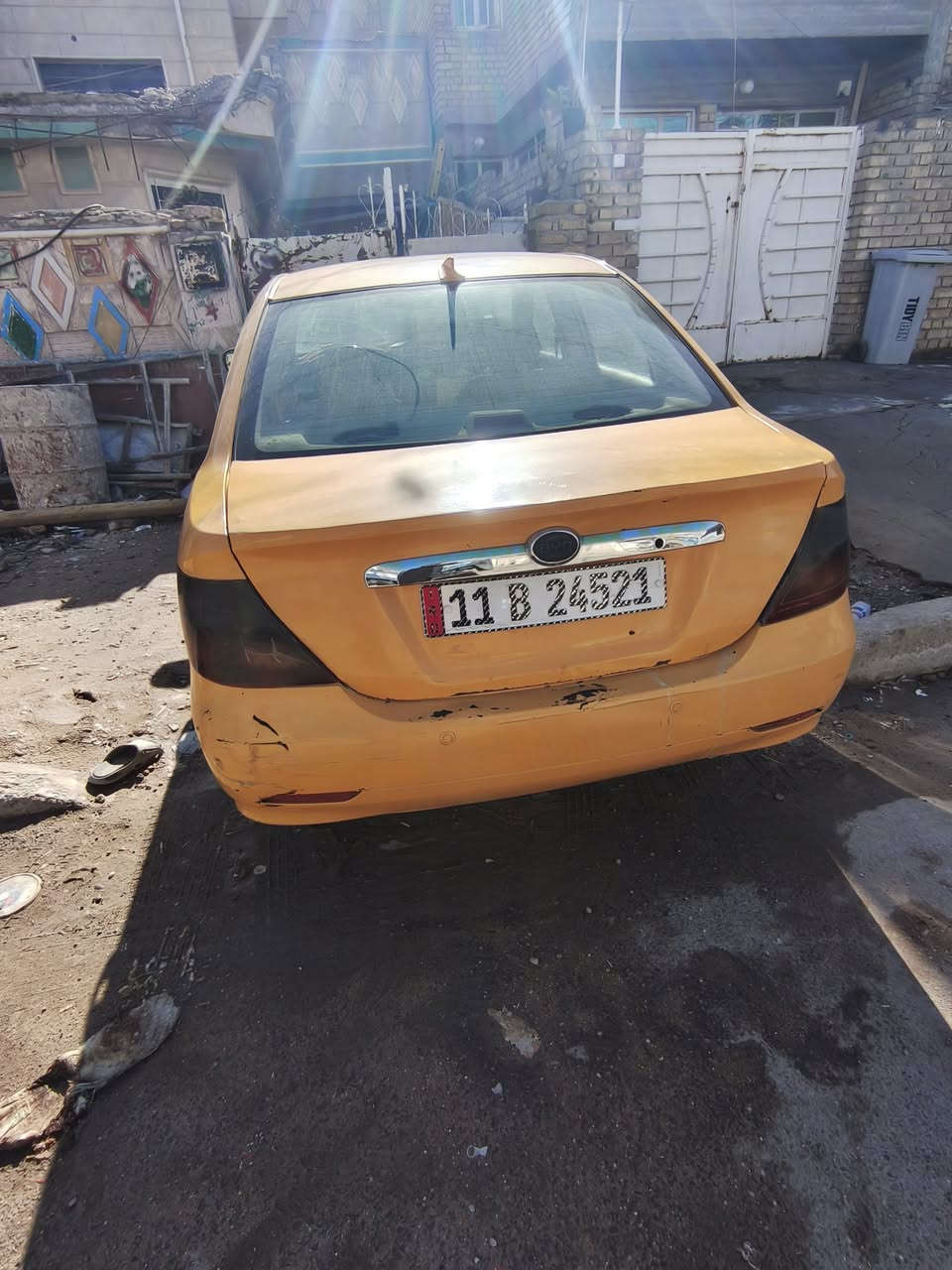 سلام عليكم بي واي دي f3موديل 11بسمي مصفره هيئه وغرامات كامله بيها خياس بل هلال مكاني بغداد الشعب السعر ٤٢ وبيها مجال ***********
