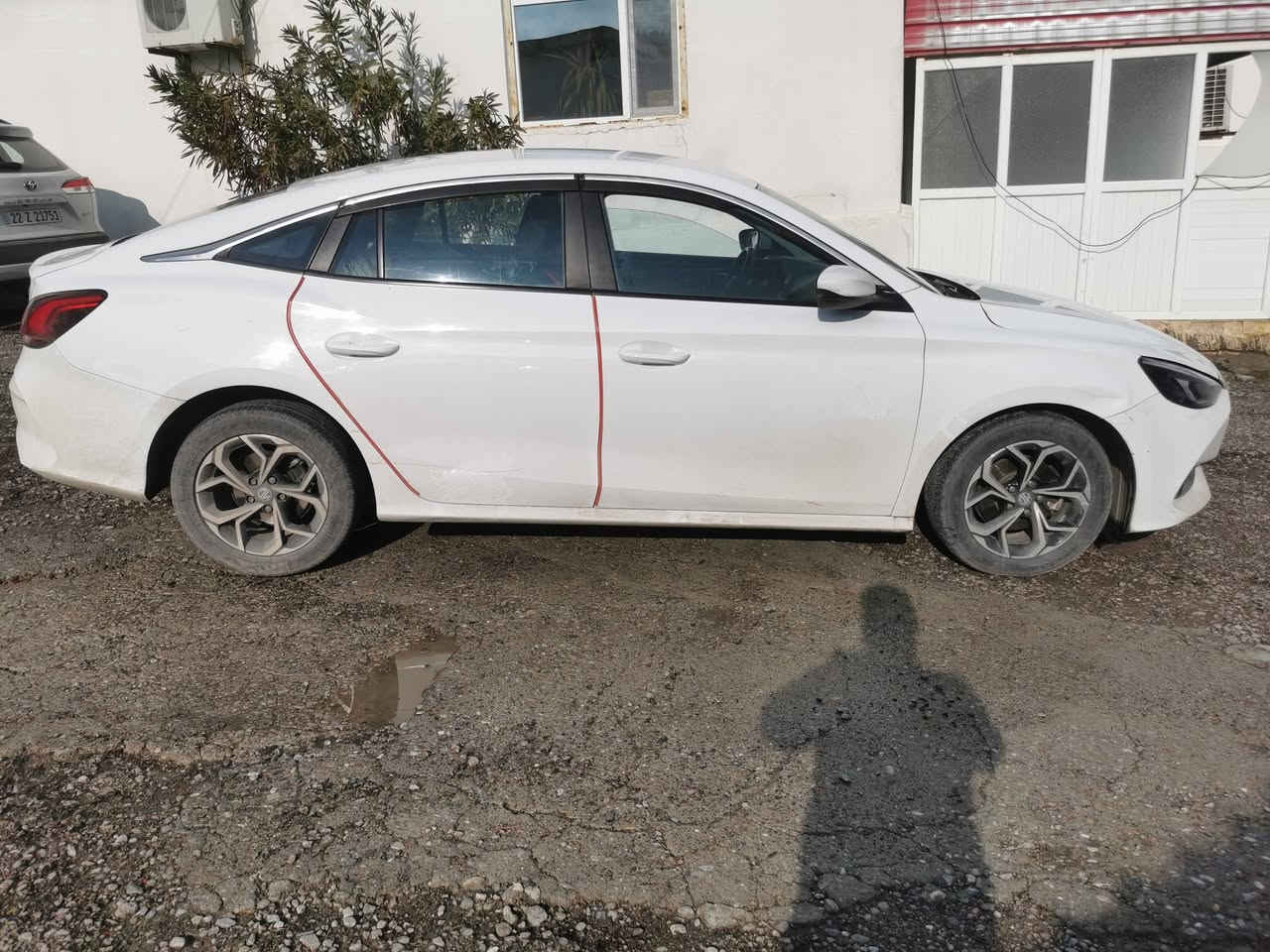 MG  GT گێڕ تۆماتیک
مۆدیل 2022 ناو کرێمی 
   فولە تەنها سڵایت نیە
سبوغی نیە یەک تعدیلی گچکە
 تەنهادوو قۆپی هەیە
17 وەڕەقە غڕامەی لەسەرە
نرخی 106  مەجال
***********
