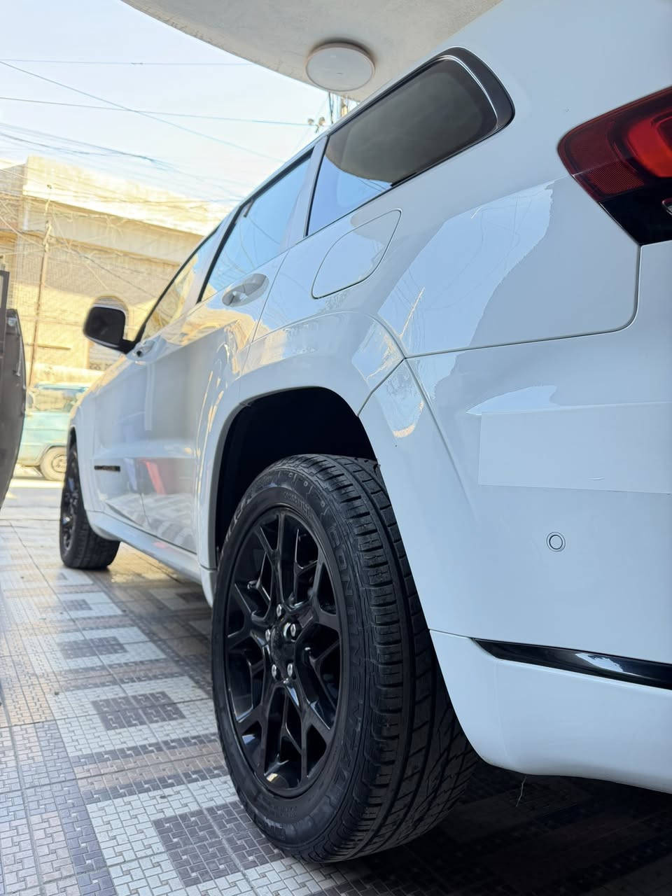 السلام عليكم ..
جيب اس 2022 خليجي 
وكالة هارلم 
مكفولة كفالة عامة
ماشية 23 الف 
فول مواصفات 1/1
بعدها بضمان الشركة 
صيانة ودهن وفلاتر كلة بالشركة
رقمها بغداد باسمي 
السعر 36800 وبيها مجال بسيط
الاتصال 
***********
***********
