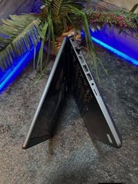 Dell Latitude 5400 • i5 الجيل الثامن • شاشة لمس