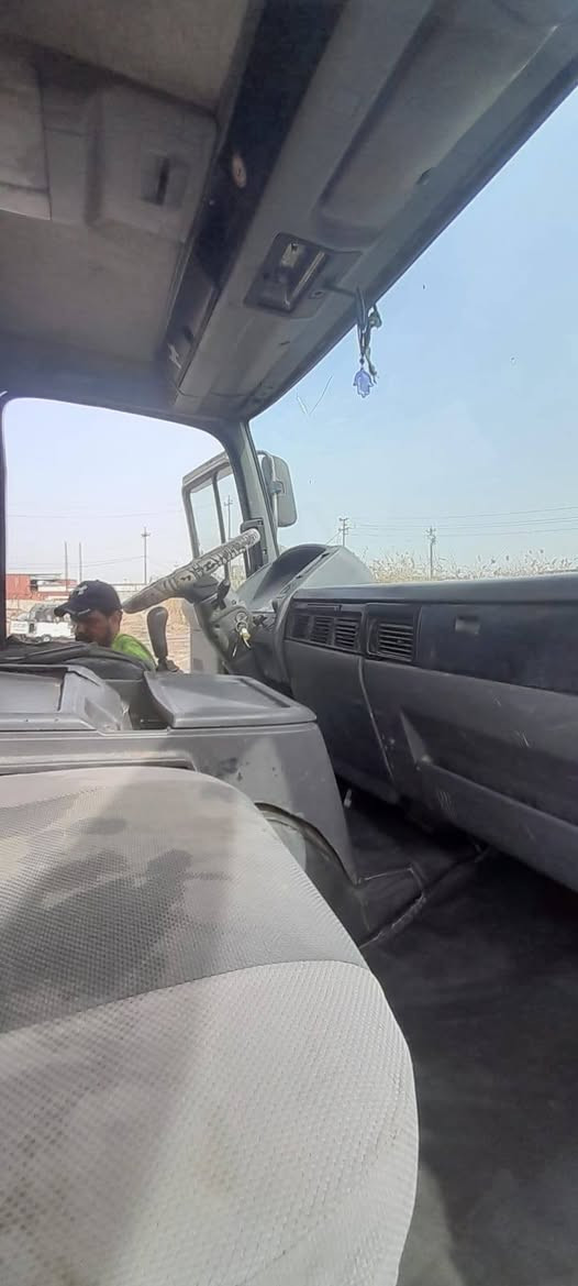 هينو انكر مكينه ٨٠ موديل ٩٧ طول سته وربع ابلادي مكان بغداد الزعفرانيه تليفون ***********
