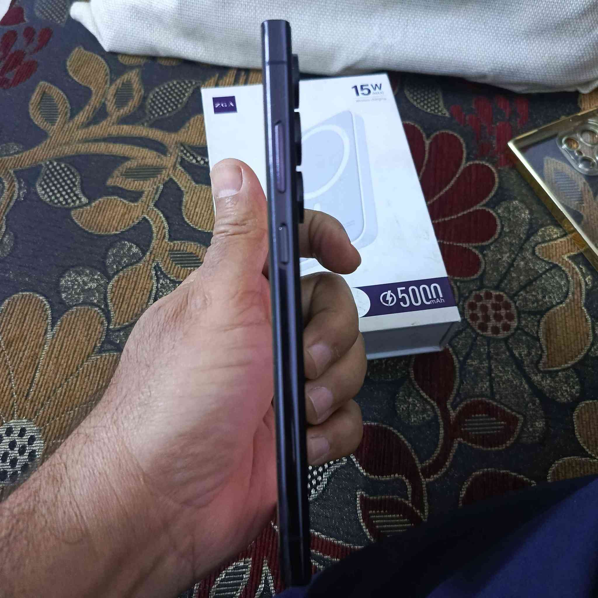 السلام عليكم للبيع سامسونج اس ٢٣ الترا شرق اوسط دبل شريحه ذاكره ٢٥٦ مكاني بغداد مبدل شاشه نوعيه جيده حتى بصمه تشتغل السعر ٥٠٠ مال بيع اخوان الاتصال *********** بغداد, العراق
