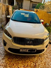 سورنتو ٢٠٢٠ • ٦ سلندر • ٧ راكب