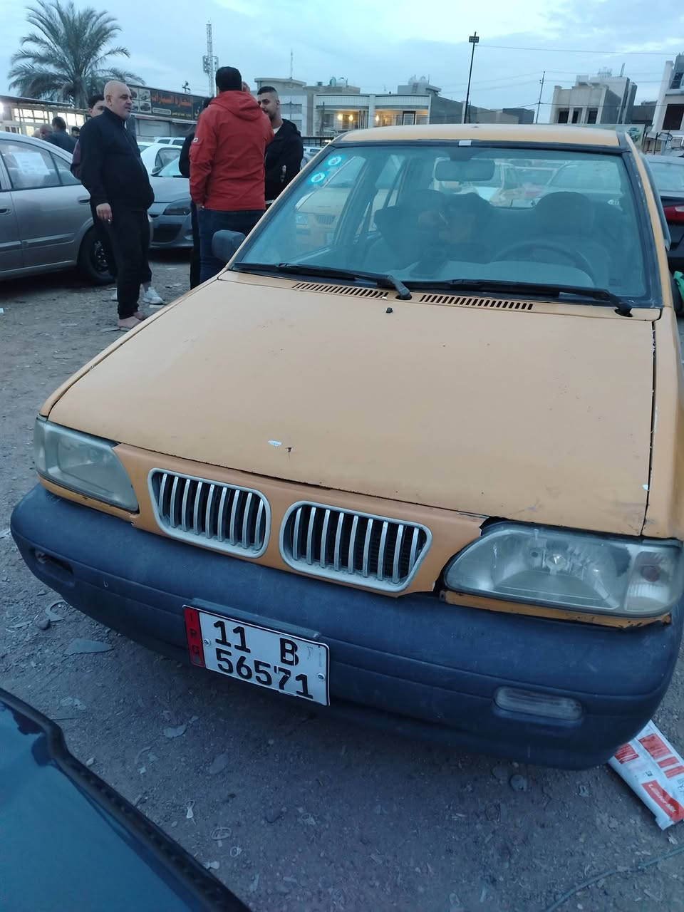 سلام عليكم  سايبه موديل 12 سنويه الحد 29 مسفره هيه وغرمات مكينه مال كيه برايد كير جديد سياره مال واحد جناي سياره حلوه وين ماتريد اكر سلف وطلع مكاني بغداد شهدا سيديه اسعر 24 وبيهة مجال الرقم ***********
