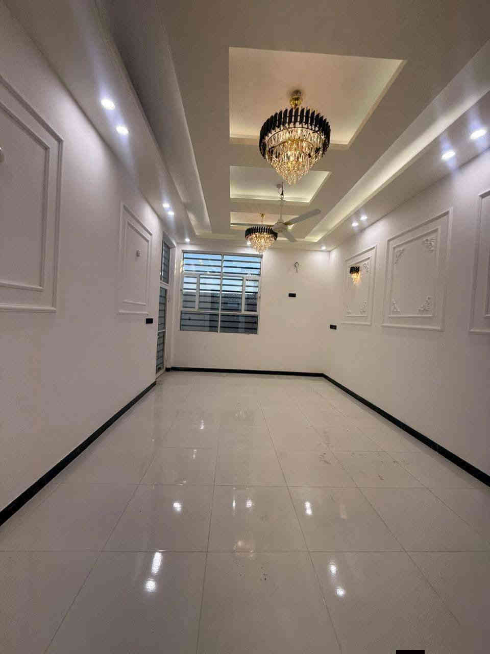 بيت150متر فول فول    😲
#يعلن_مكتب_الفرات_عم301_مباشر

#__مساحه_لبيت_لواحد150متر_مربعه  
#_قريبه_عله_شارع_لعام_كلش سعر 62وبي مجال

#بيت_طابو_زراعي_سند25  عرض شارع 20متر ***********
بناء حديث.        
غير مسكون
بناء ممتاز جدا 

 عنوان لبيت النجف 
#مقابل_ملحق_قرية_الغدير_مباشر 
يحتوي لبيت على+ غرفه2 +صاله +ستغبال +مطبخ +صحيات بلداخل +وصحيات بلخارج 
***********يوجد وتساب
