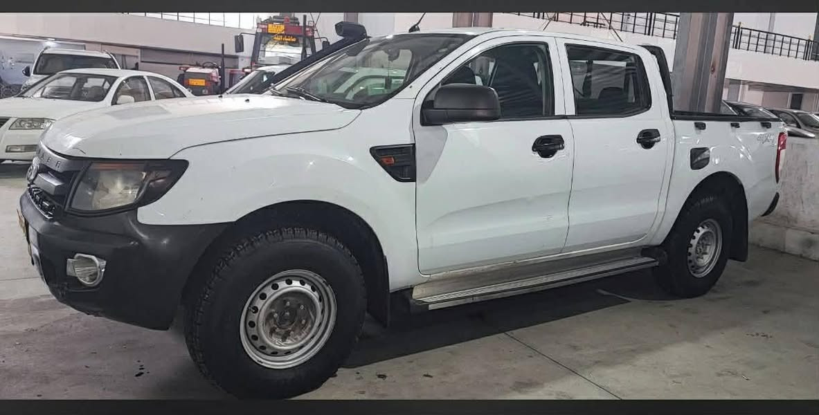 فۆرد ڕەنجەدەر دەبڵ ئەکسل  مۆدێل ۲۰١٣
گاز ٤ بستن ، ئەنجکتەر ،سوپەر
مەکینە، ئەنجکتەر، سوپەر ،بەشەرت
نمونەیە لەجوانیو خاوێنی
گێڕ، مەکینە، ئەکسل، دەبڵ ئەکسل، تەبرید، پاوەر، ABS، توندو تۆڵی گەرمیو کارابایات، 
هەمووگیانی بەشەرت ٤تایەو ویلی لۆکی لەژێرە
 سەیارەکە٢٠١٣یە بەڵام بەقەد ۲۰۲٥ێک خاوێنە
 هەمووگیانی تازەیە
تەحویل غرامات بەشەرت
۳ پارچەسبوغ بێ ناوگرتن
سەیارەکە دەرەجەیەک توندو تۆڵە
نرخەکەی١١٠ گەڵا و مەجال
بۆپەیوەندی
***********
