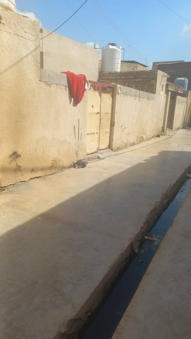 بيت للبيع بلفحيلي مساحته 200مترقريب عله بيت سيدحاضر للأستفسار اتصال واتساب ماسنجراتصال عله الرقم ***********
