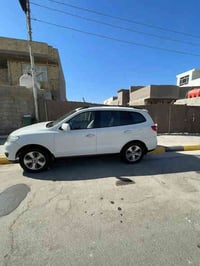 سنتافي موديل 2012 خليجي  فول عدا البصمه 7 راكب 4 سلندر  بيها مكانات صب...