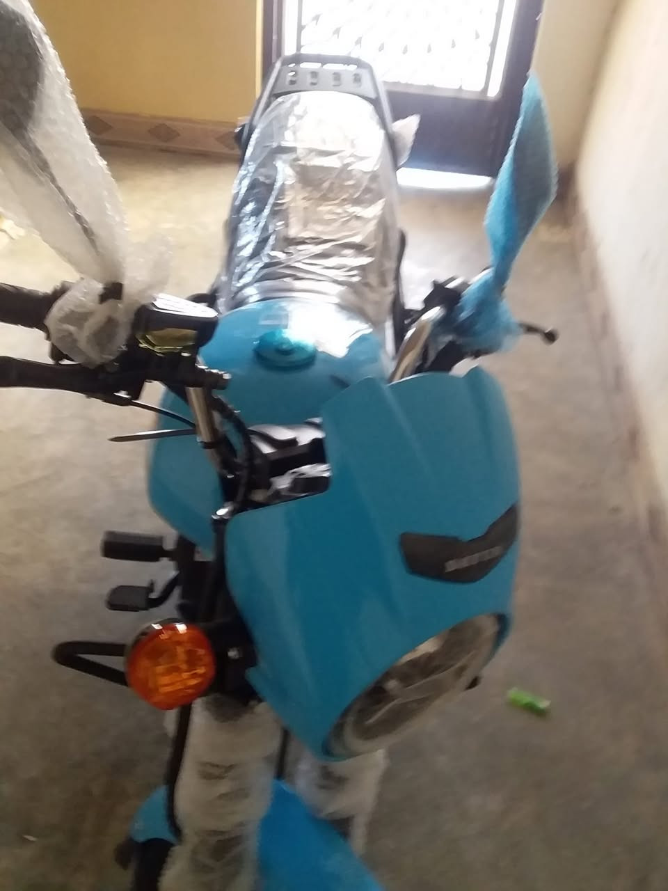 السلام عليكم ورحمة الله وبركاته 
                     (مكلف بالنشر)
مطور للبيع 
نوع دايون
موديل 2026
  صفر كيلو متر 
مامشتغل لون ازرق
السعر مليون وستميه 1600 وبي مجال شويه
للاستفسار الاتصال على ***********
