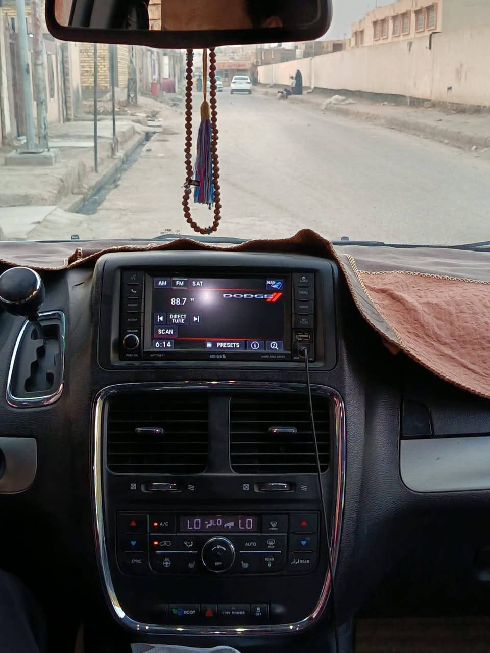 كرفان موديل ١٩ رقم بغداد مشروع وطني  كلشي موجود بالصورة الضربه السونار السعر 165$ وبيه مجال الاتصال *********** بيه وتساب
