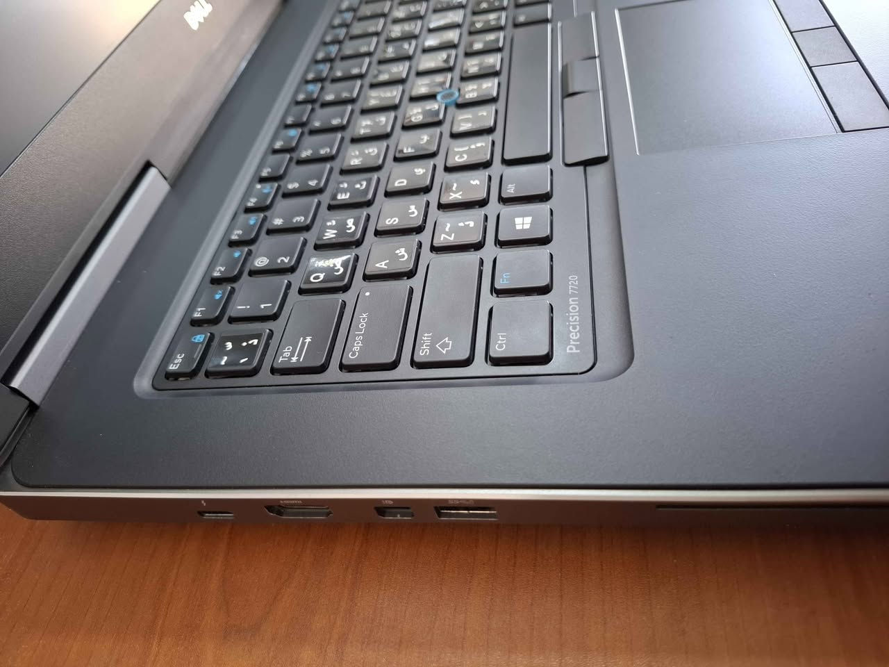 لاب توب dell precision 7720
للبرامج الهندسية والثري دي ماكس والالعاب
مستخدم لمدة شهرين فقط

المعالج: Intel Xeon E3-1535M v6 3.10GHz الجيل السابع اقوى من معالج انتل core i7 7700

الذاكرة العشوائية: 16GB RAM DDR4
سهلة الترقية الى ٦٤ جيجا بايت

التخزين الداخلي: 500GB SSD
تطوير ٢ فتحات ssd nvme

كرت الشاشة١: Nvidia Quadro P3000 6GB
كرت الشاشة٢: Intel Graphic 630 UHD 8GB

حجم الشاشة: 17.3 بوصة
نوع الشاشة: IPS بدقة FHD

البطارية ٩٠%
النظافة ٩٥%

السعر ٤٥٠ الف بي مجال
العنوان وكركوك

نظام التشغيل: Windows 10 Pro اصلي
البطارية: 6 خلايا مع دعم الشحن السريع كركوك, العراق


**إذا كنت صاحب هذا الإعلان وتريد حذفه لأي سبب، رجاءا أرسل رسالة إلى الدعم الفني**