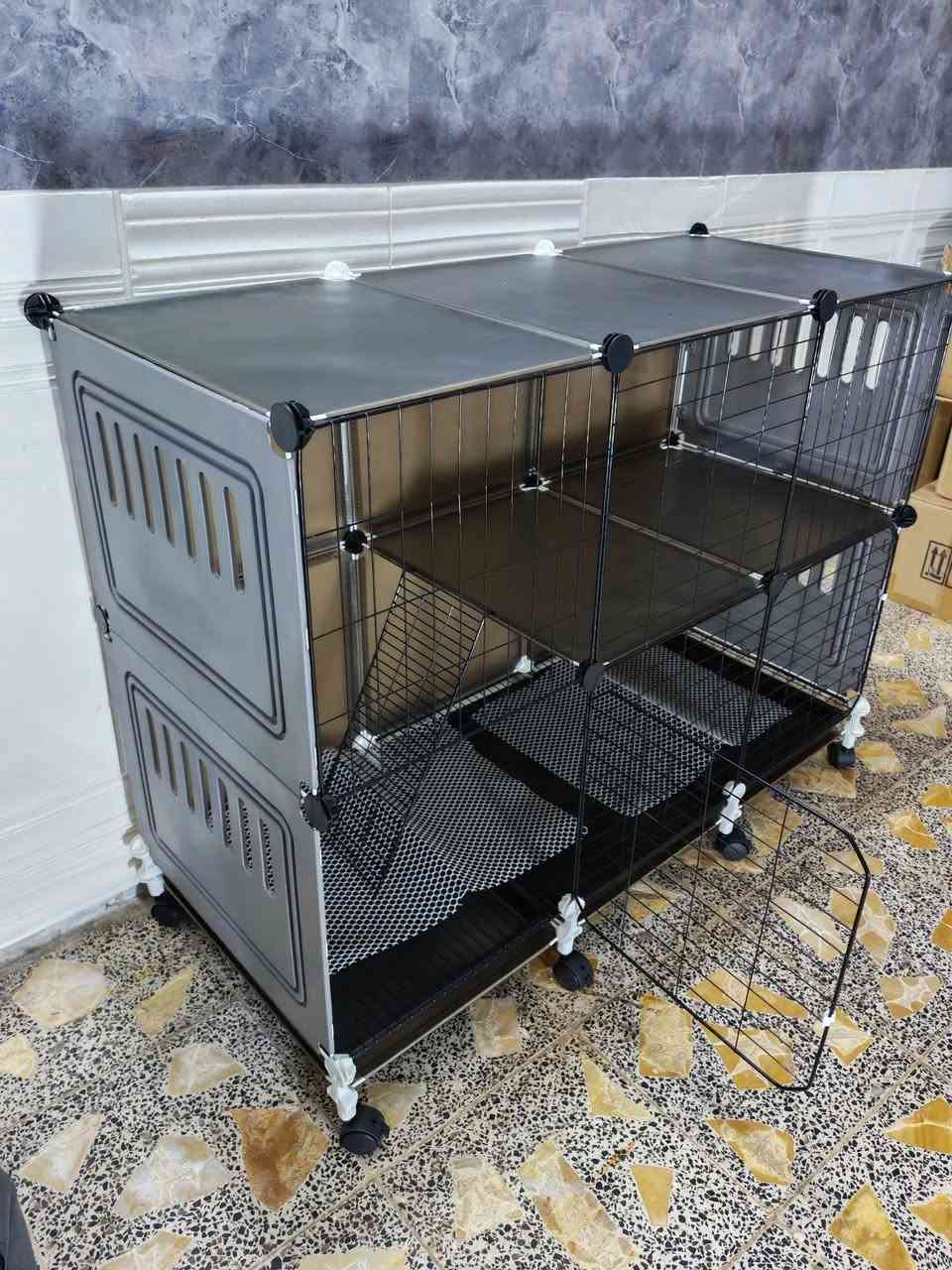 السعر ب 35 الف 🐅
قفص حيوانات 🐹🐰قياس 108*84* 47 مزود بعجلات، مما يسهل نقله من مكان لآخر داخل المنزل. 🐰🐅
سهولة التنظيف: يحتوي على تصميم يسمح بتنظيف سهل وسريع للحفاظ على نظافة البيئة. 
التهوية: الهيكل السلكي يضمن تهوية جيدة، وهو أمر ضروري لصحة


**إذا كنت صاحب هذا الإعلان وتريد حذفه لأي سبب، رجاءا أرسل رسالة إلى الدعم الفني**