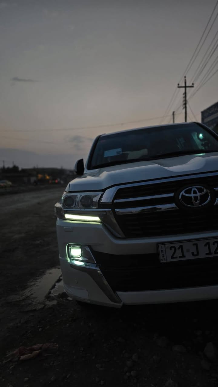 السلام عليكم بيع اومراوس محتاج فرق لاندكروزر gxr موديل 2016 رقم سليمانية باسمي السيارة بلادية فقط تحديث دعاميات والويل كب موديل 21 كير محرك حدادية تبريد كهربائيات كلة وضع شركة ماشية 180 الف حقيقي شرط الفحص متواجدة في بابل حي الطيارة للاستفسار *********** متواجد واتساب
