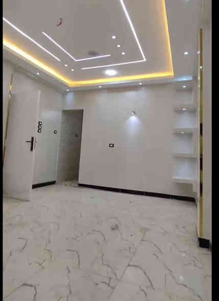 صبغ شبابيك وجهيات وجدران اسعار مناسبه تواصل *********** شغلي فقط كوت
