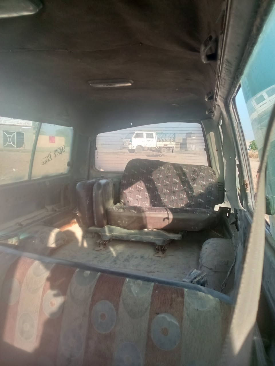 السلام عليكم بسته موديل 95 رقم بغداد صدامي تريد تحويل تريد بدون تحويل قرب سيطره العبايشي على اطراف بغداد *********** الرقم بي واتساب ماكينه خير من الله شهادها بالصندوق صدر خير من الله والقشر زين الاكسن خير من الله سياره بس تريد ترتيب كهربائيات سياره لحد الان ما مشدود كهربائيات المكينه لان جديده
