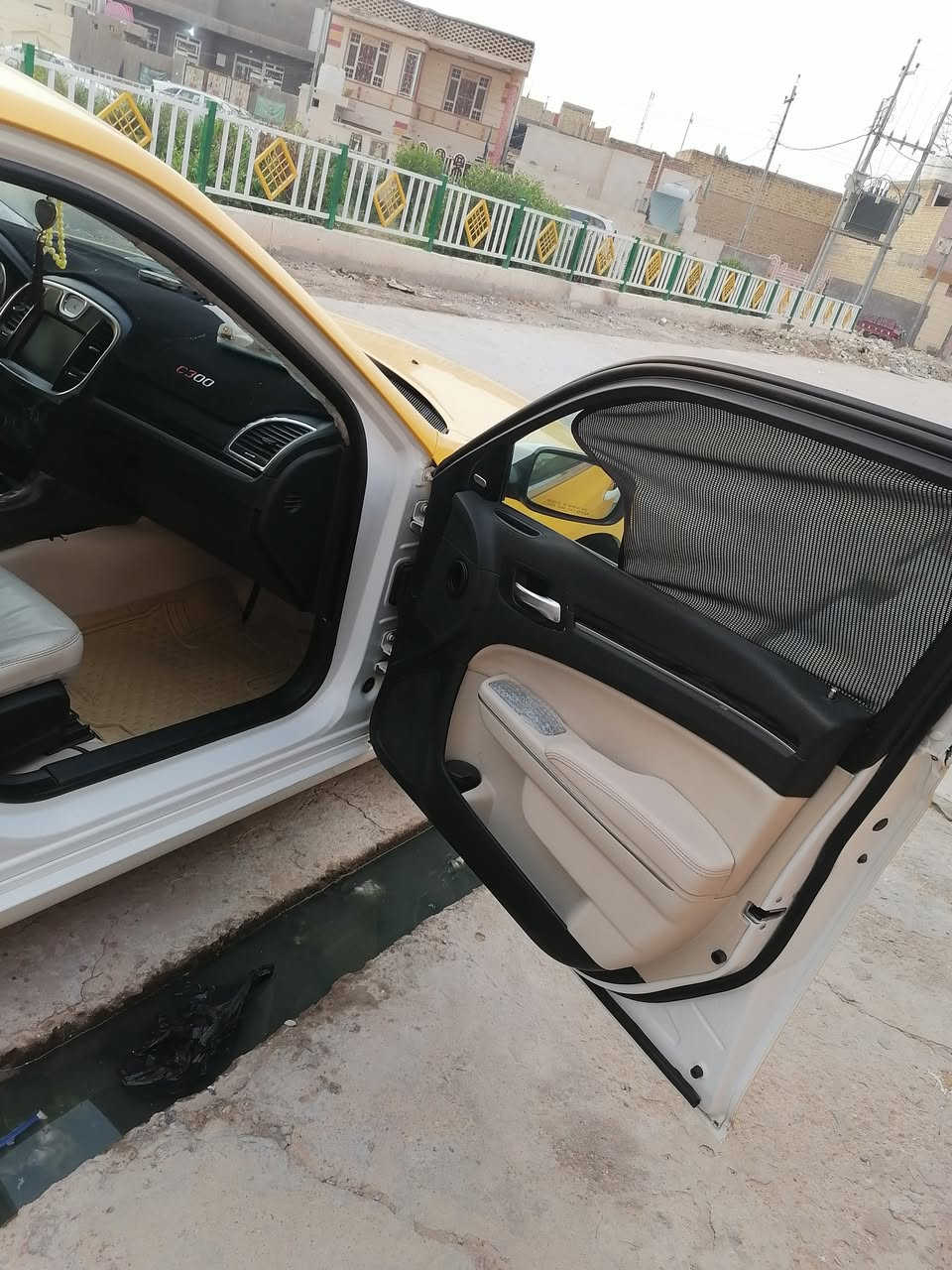 من رخصت الدمن
أوباما ٢٠٢٠
للبيع
كفاله وارد كندي
سي ٣٠٠
فول مواصفات
مكان سياره ناصريه
***********
