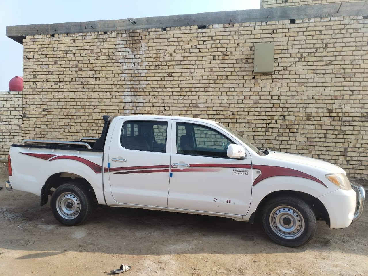 البيع تيوتا موديل 2006 شاصي 19 سعودي العنوان حله السعر 125 وبيه مجال قليل اني غير متواجد على الفيس الاستفسار على الرقم ***********
