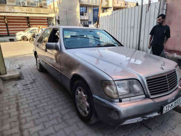 السلام عليكم
للبيع او مراوس شبح ١٩٩٢ فول مواصفات 
رقم بغداد دولي بسمي
كير محرك تبريد خير من الله مكفولات
محرك تابوت
السعر ٥٥ $  وبيها مجال
مكان السياره بغداد الدوره
***********
