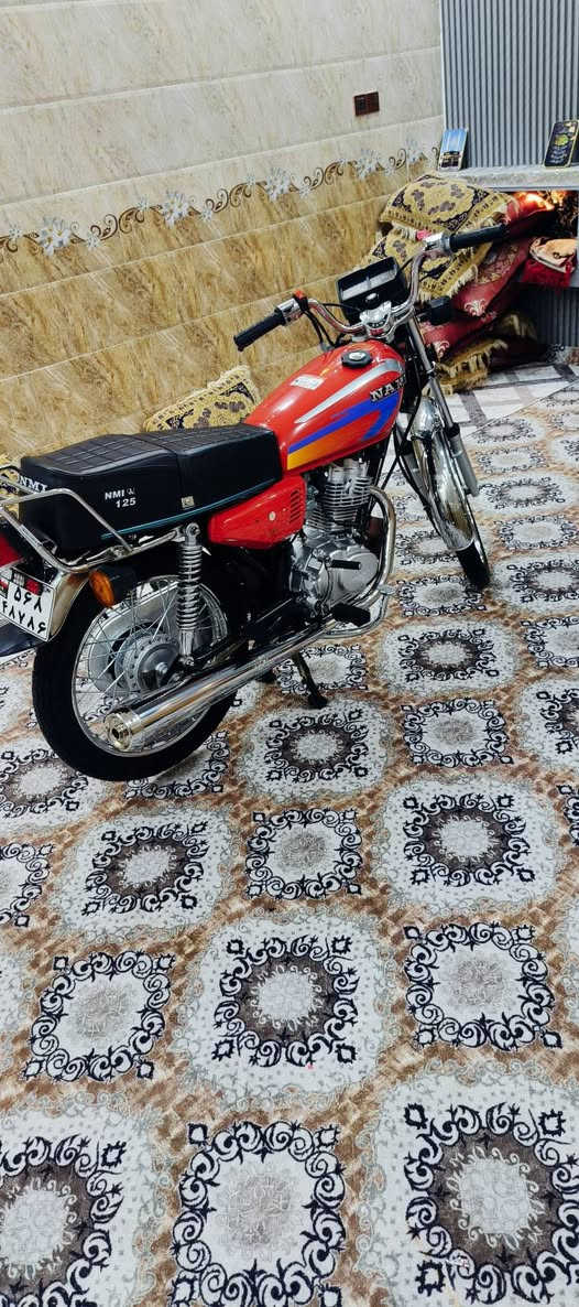 السلام عليكم دراج نامه ساخت ايرانه موديل 25 الدراجه نضيفه وحلوه وخير من الله الشراي يجي خاص  مكاي ميسان قضاء قلعه صالح ***********
