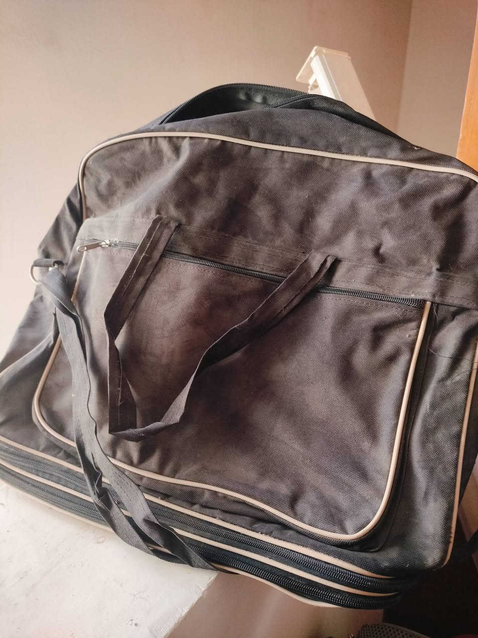 اربع جنط مستعملات للبيع سعر 10الاف قفل
بلول اكثر من عشرين قطعه سعر 15الف 
صوبه غازيه و كهربائية 20 الف 
مكنسه كهربائية ناقصه الفرشه سعر 15الف قفل
برده سلايد جديده مامستعمله عرض متر طول مترين 10الاف وبيها مجال 
برده سلايد عرض مترين وطول متر ونص بيها نقص سعر 7الاف


**إذا كنت صاحب هذا الإعلان وتريد حذفه لأي سبب، رجاءا أرسل رسالة إلى الدعم الفني**