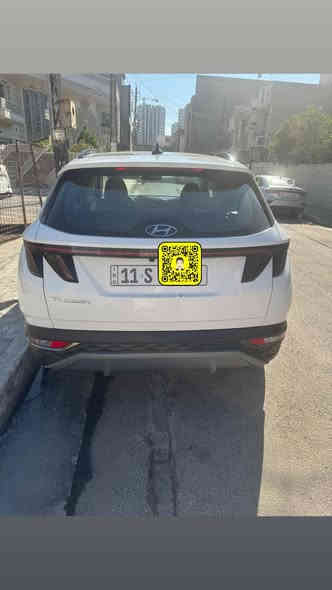 السلام عليكم 
توسان 2024 خليجيه 
ماشيه 19 km الف 
فول مواصفات 1/1 
رقم بغداد بأسمي 
جنطه كهرباء ، كشنات كهرباء ، تدفئه 
داخل ابيض جديده جداً زيرو السياره 
بيها  رصعتين وحده ب جاملغ الأمامي الأيمن 
ووحده بالجنطه فقط فقط 
السعر : 238$ الف 
المكان : بغداد اليرموك 
للاستفسار: ***********
بهاء ابو علي
