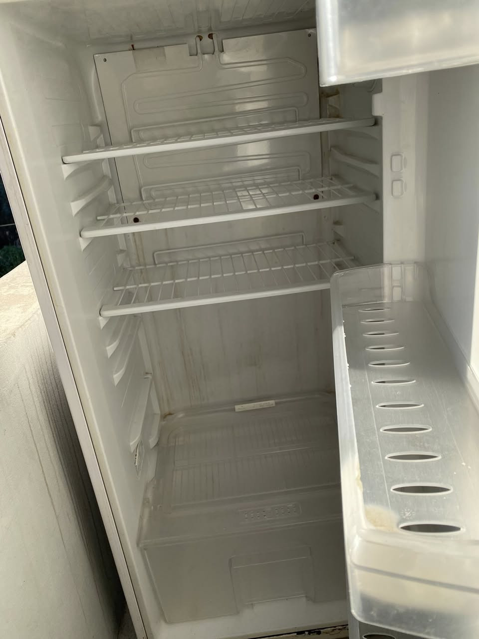 ثلاجة للبيع ١٠٠ الف نظيفة تجميد وتبريد فووول


**إذا كنت صاحب هذا الإعلان وتريد حذفه لأي سبب، رجاءا أرسل رسالة إلى الدعم الفني**