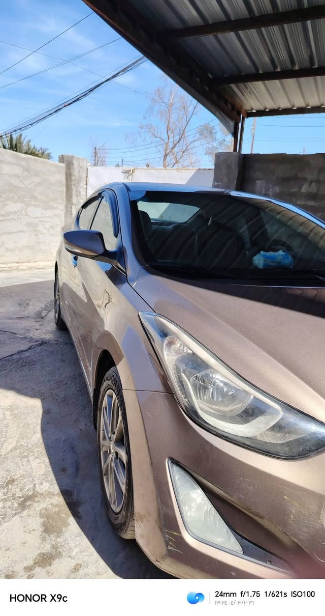 السلام عليكم النترا 2015 خليجي محرك 2000 دشبول لونين تبريد قطعتين سنويه بأسمي 2030 سياره مكفوله من ضربه ولباقي موضح بل سونار السعر 115    ***********
