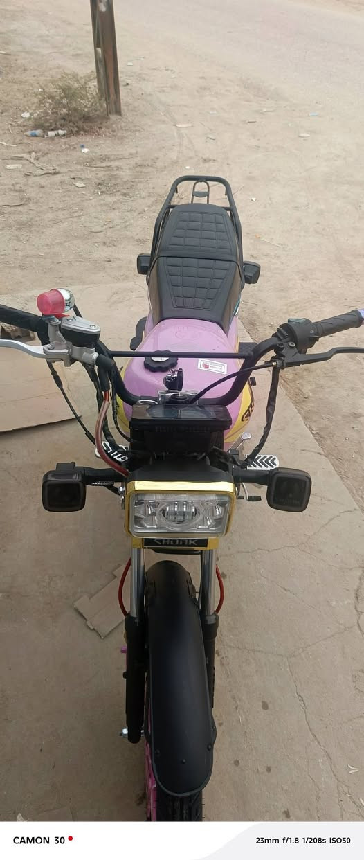 يا الله سلام عليكم دراجه للبيع سافان طالعه 15/10/2025 مكفوله كفاله عامه أوراق كامله كهربايات كله شغال دراجه ما ذب عليه ربع زيرو مكينه كارتون بعده وكيل دشبول كتروني دراجه شرط انضف من الصوره بعده زيرو السعر 825 وبيه مجال للشراي اتصل وبيك خير وتدلل ***********
