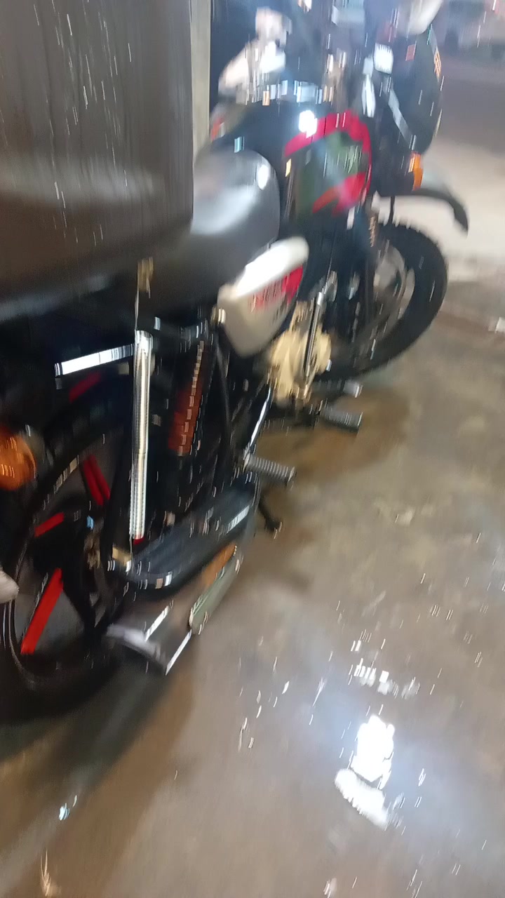 بوكسر جبلي موديل 23اوراق اصولي شرط الترقيم محرك ممفتوح ماشيه 7الاف للتفاصيل اتصل وبيك خير ***********ودلل
