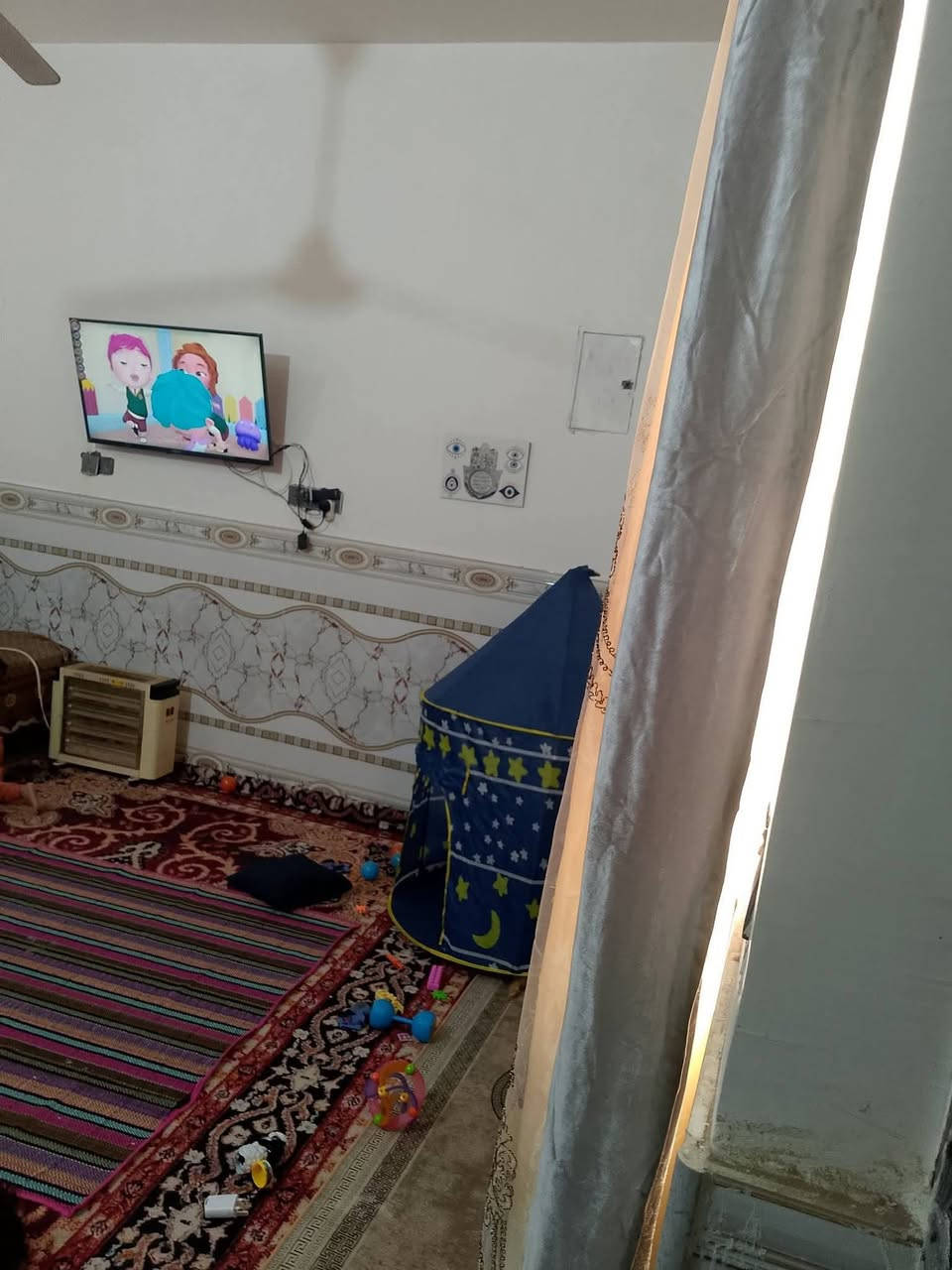 دار سكن ١٠٠م خلفي للبيع طابوك عكاده غرفه صاله مطبخ استقبال صحيات الفداء نهايه شارع ابو لبنان سكن ماء كهرباء مجاري يمها مقاطعه ٢٤ السعر ٥٩
***********
