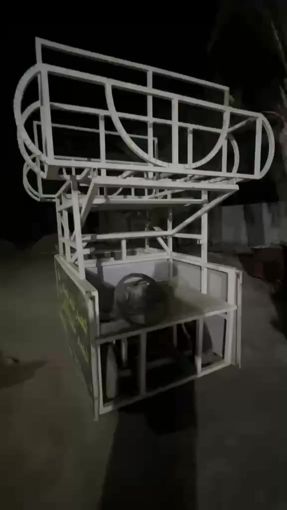 سلام عليكم ورحمة الله وبركاتة 
عربانة للبيع تشيل 8سماعات دبدوب و6سماعات ورقي 
شغل العربانه مضبوط 
رقم الهاتف/***********
الخاص مغلق
