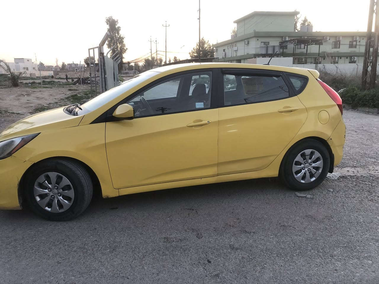 السلام عليكم
للبيع اكسنت جنطة
موديل 2017
محرك 16GDi
رقم نينوى 
تحكمات استيرن 
طخم تاير جديد 
سياره حلوه وينراد الها مصرف قليلل يعني مثل تقليمات والى اخره….
للاستفسارر 
اتصل ***********
