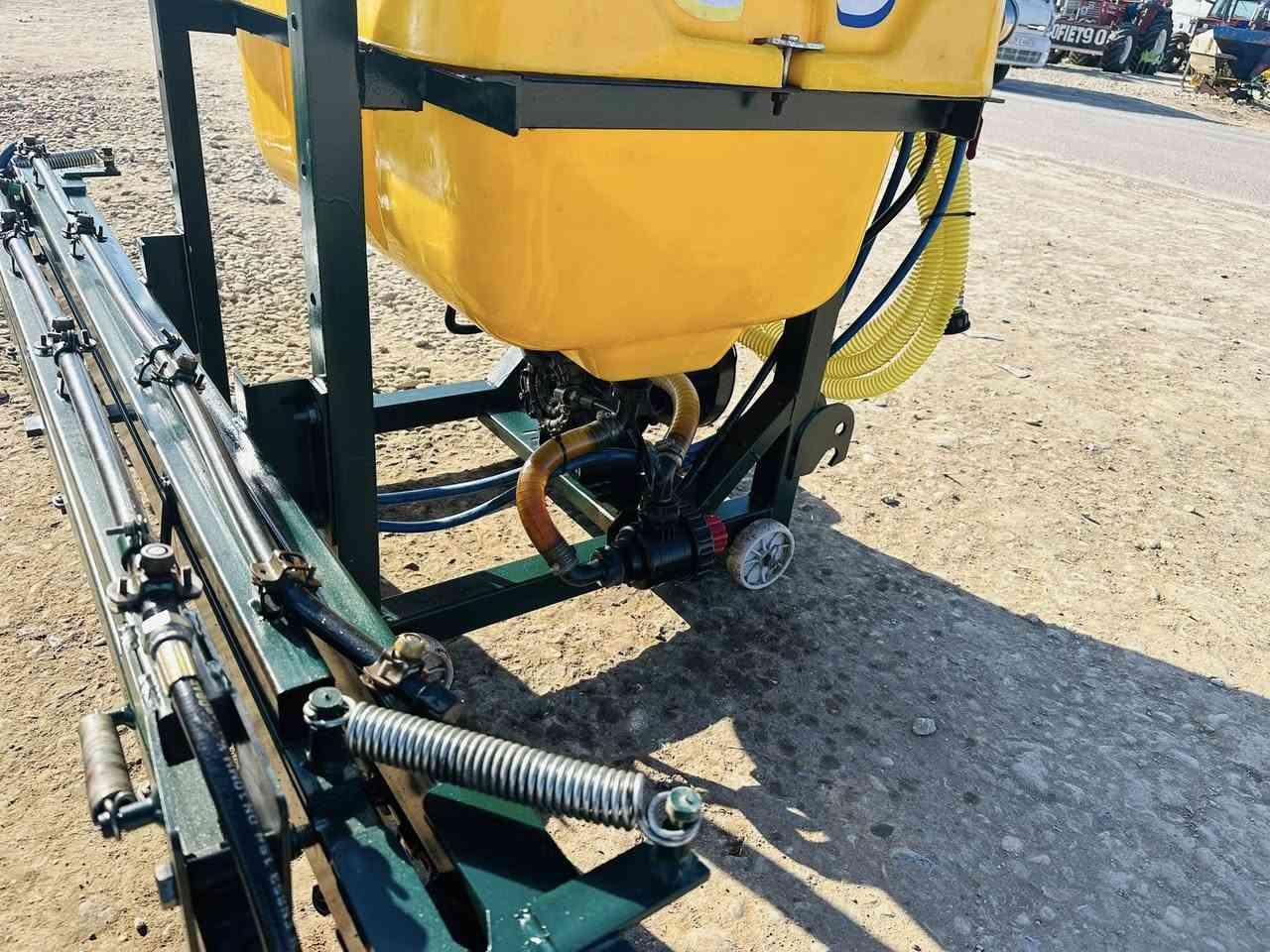 السلام عليكم للبيع مرشه تركيه حجم (400) لتر جناح ثقيل جاهزاه صونداه سحب + كاردن دراجه اولى نظافه 100/100 وشرط عل فحص مكفوله من جويت لحيم العنوان واسط الزبيديه للستفسار اتصل ***********
***********
