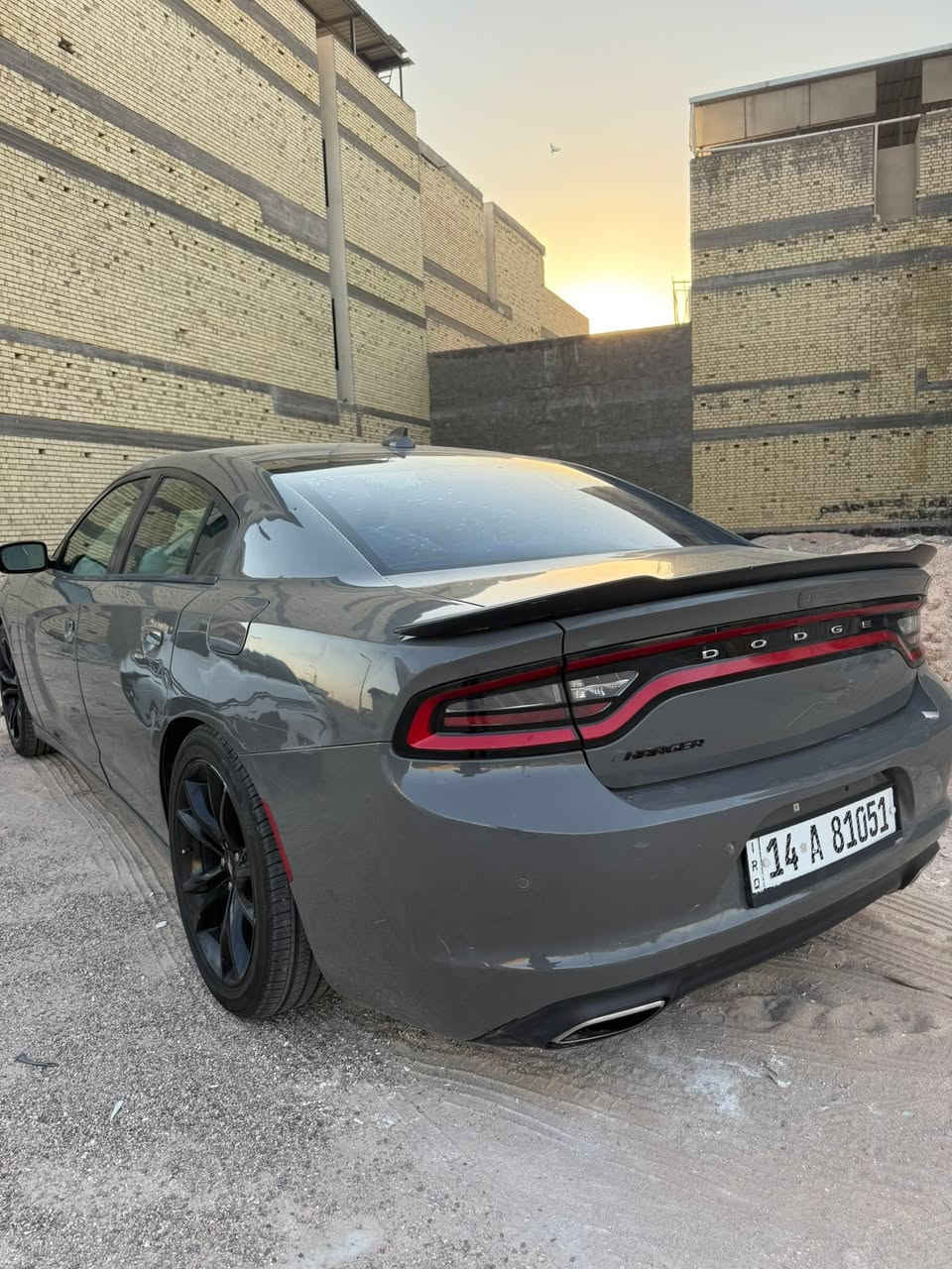 جارجر sxt 6v وارد امريكي
داخله للعراق تو ويل وهسه بلاصل فور ويل ونسبة امطار 
وبلعراق بس البنيد تبدل وخشوم الجاملغ صبغ الباقي كفاله وبيها كم شخط شوف العين رقمها بصره ب اسمي ماشيه 88 الف ميل
مواصفات رادار جانبي سماعات بوس ودمام خلفي كشن حضن السعر ١٧٣ وبيها مجال


**إذا كنت صاحب هذا الإعلان وتريد حذفه لأي سبب، رجاءا أرسل رسالة إلى الدعم الفني**
