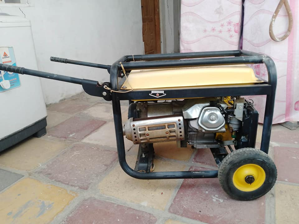 سلام عليكم اني مكلف بنشر مولده مستعمله للبيع اخت الجديد اتصال علا هاذه رقم *********** النجف جديده الرابعه قرب المصلخ سعره ٣٥٠ وبيه مجال النجف, العراق
