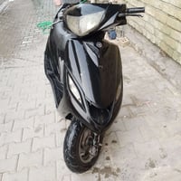 دراجه ماكس 140الدراجه نضيفه بس بيه نضوح بصيط كهرباياته كله شغاله وباي ...