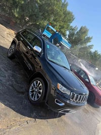 : البيع Jeep:السعر 193 بيه مجال   موديل 2018 الاون اسود  فول   عده الف...