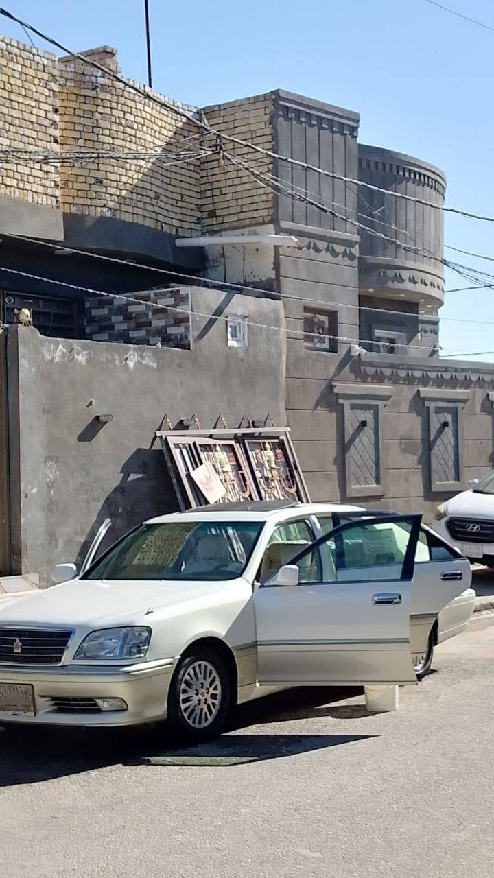 السلام عليكم  للبيع ملكه جديده موديل 2003 رقم كركوك  مامدفوع كمرك  كصه قماره  وكاله عامه بسمي  تحوير نجف. فوك  أو جوه  تخم تأير  حداديه خير من الله السياره جاهزه  ديفور الكبير السعر 80 ورقه. هاتف ***********
