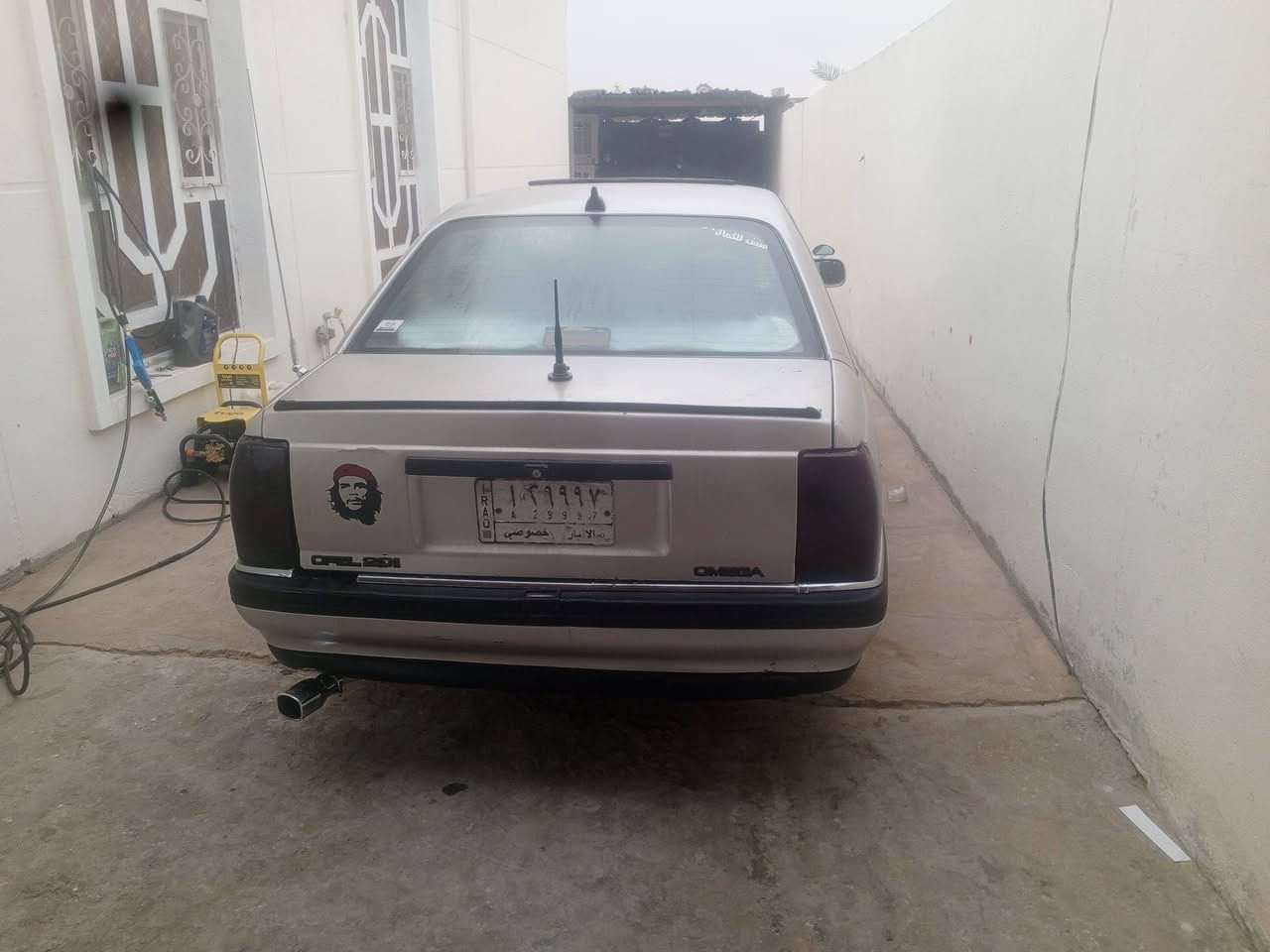 اوبل اوميكا للبيع  سعرها 36 سنويه عظم عاج باسمي تخم تايرات  جدد مراوس او بيع رقم الهاتف ***********
