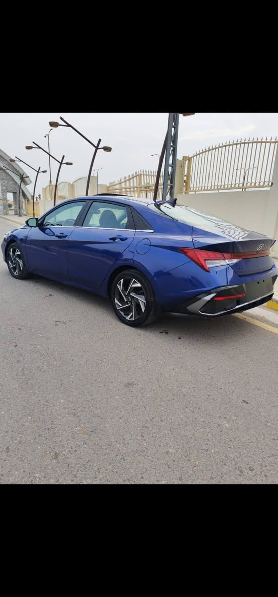 النترا 2024 هايبرد
فول مواصفات 1/1🫆
ماشية 26 الف    

المواصفات: فول 1/1
-فتحة سلايد
-شاشة عدادات 
-سستم صوت Bose
فتحة سقف
رادا جانبي 
كاميرا مراقبة الخطوط
1-بصمة تشغيل بصمة ابواب
2-شاشه اصليه ابل كار بلي
3-عداد سرعه ديجتل
4-مقاعد جلد تدفئة  
14-حساسات خلفية+  
15-سايد بريك كهرباء
16-درايف مود 4 اوضاع قياده مختلفه
 17- اضاءة دشبول متغيرة الالوان

ضررها :بنيد صبغ وطلع بيها جاملغ وباب جهة السايق كلير فقط 
🚨147$🔥🔥
🚨الفلوجة-حي الشرطة
🚨***********
